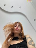 b0b0250615e2cf46da7f6b9e2e8ddee9.jpg
