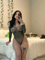 Alina Violet (1).jpg