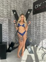 Onlyleahfans (3).jpg