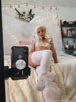 UrLilGoddess  (3).jpg